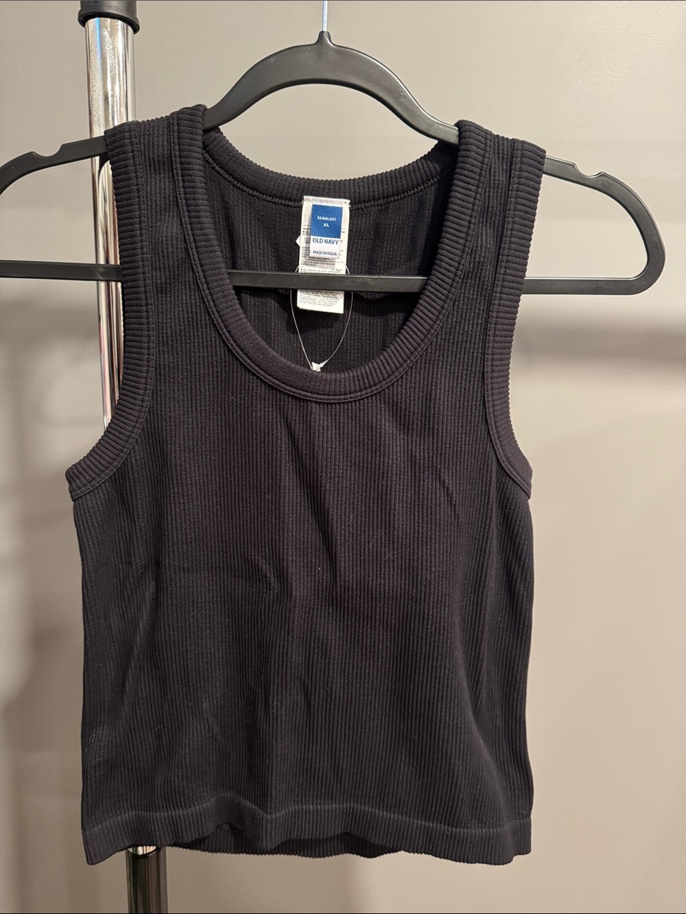 Old Navy Black Ribbed Scoop Neck Tank Top